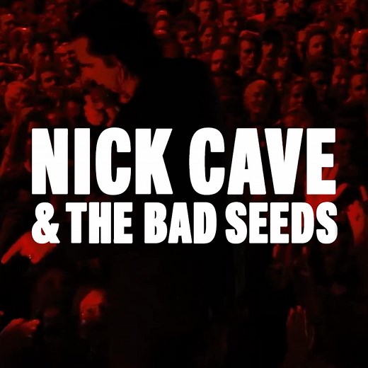 Nick Cave & The Bad Seeds kommen im Sommer 2026 für eine Reihe monumentaler Open-Air-Konzerte und Festivalauftritte nach Deutschland zurück. Los geht es am 16. Juni in Lingen bei dem OpenAir an der Emsland Arena. Weitere europäische Live-Termine werden in Kürze bekannt gegeben. Weitere Informationen, Tickets und Verkaufstermine finden Sie unter nickcave.com/live oder über den Link in der Bio. | Nick Cave & The Bad Seeds