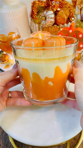 DIY Making a fall candle 🍁🧡 #diy #candlemaking #shortvideo #shorts #handmade #candle #asmr #gift