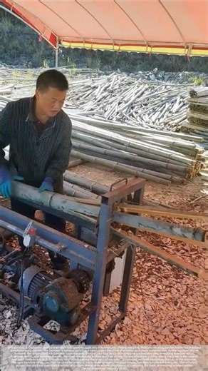 The entire bamboo stalk passes through the machine and instantly becomes five bamboo strips!