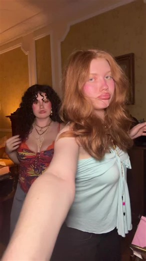 Stylish Outfit Inspiration for Music Lovers