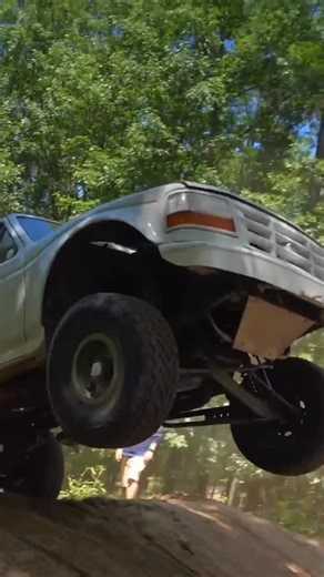 TERRA CREW on Instagram: "This leaf sprung I beamed single cab F150 is the definition of a pre-runner . This dude definitely drives the wheels off this thing . B ORCA - Midwest Terra Crew . 🎥- @jessepigeon"
