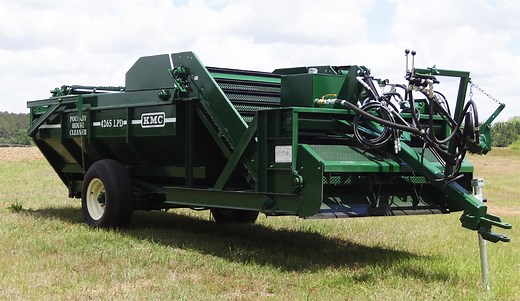 Poultry House Cleanout Machines - Kelley Manufacturing