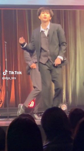 TikTokでARMY 電撃少年團(DGS)さんをチェック！