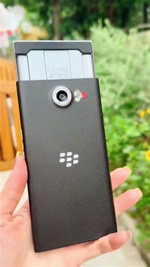 👉 “BlackBerry Phone Review | Cute & Classy Look 🔥 | Best Short Review #shorts”