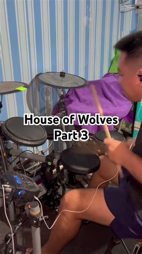 Rehearsing house of wolves by ‪@BringMeTheHorizon‬ for my band Bleed to escape #metalcore