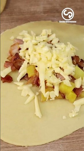 HAWAIIAN EMPANADAS