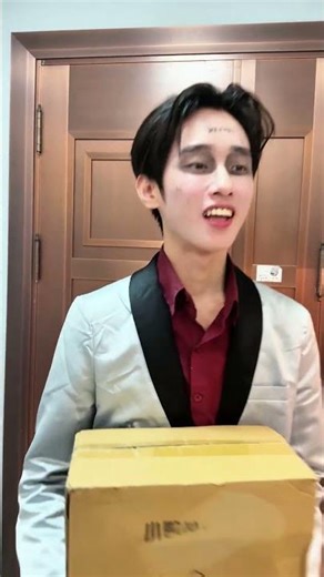 Harley Quinn actually ate dog poop#Harley Quinn #joker