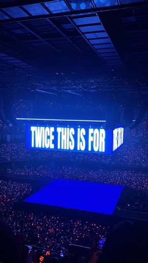 ถ้านี่ไม่ใช่อินโทรคอนเสิร์ตที่สนุกที่สุด #TWICE THIS IS FOR WORLD TOUR in BANGKOK Intro #TWICE_THISISFOR_WORLD_TOUR #THISISFOR #THISISFORBKK