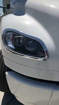 Review of Freightliner M2 LED Headlight Upgrade (Roadmax)