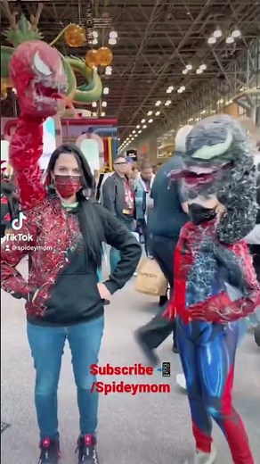 Real Life Venom & Carnage Costumes NYCC Comic Con Cosplay