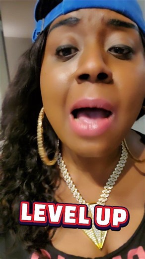 #DriMotivation 🟡 See FREE Courses 👇🏾 Want to level up without leaving your couch? Here are top places to learn for free, right on your smartphone! Coursera (Auditable Free Courses): Access thousands of courses from top universities. Pick “Audit” to learn at no cost. edX (Free Courses): Enroll in university-level courses for free—certificates are paid, but the learning content is free. Khan Academy: Master core subjects with bite-sized, mobile-friendly lessons and practice. Duolingo: Learn a n