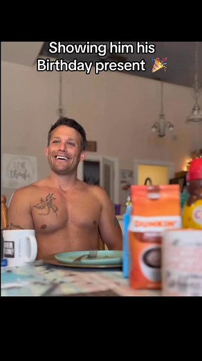 Every time I put on something special, my husband reacts like it’s the greatest thing he’s ever seen and yes, he’s like this 24/7. People love to say it’s fake, but honestly, this is how it should be! Make them feel like they’re the best thing walking. And if it ever went away? I’d still be in love with myself. ❤️ There are always people saying they wish their partners reacted like this, but the truth is, love isn’t just felt…it’s shown. Put in the effort, and make sure your person never has to 