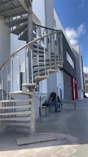 Rymy🌸 on Instagram: "Vlog du jour 📚#viral #fyb #tunisia🇹🇳 #foryou #faculté"