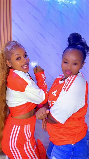 Hannah Benta na Nana Fly Girl: Mchanganyiko wa Vichekesho
