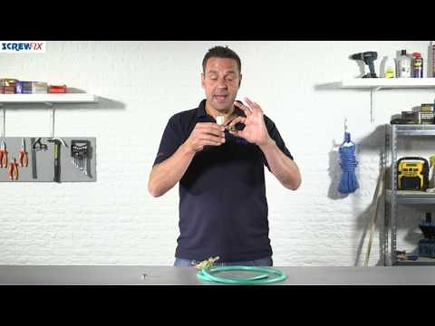 OUTSIDE TAP KIT 15MM X ½" | Screwfix