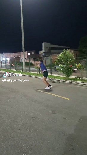 Treino de Capoeira: Movimentos e Ritmo