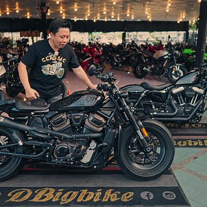 922K views · 10K reactions | พาชม Harley Davidson Sportster S กับ Sportster 48 คันไหนโดนใจกว่ากัน? ชมคลิป 4K เต็มจอได้ทางช่อง DBigbike ครับ | ดีเจริญยนต์ | Facebook