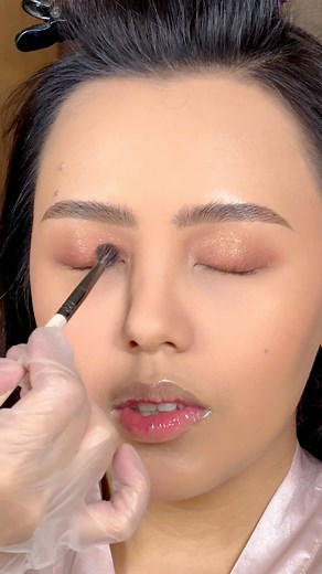 1.2M views · 30K reactions | EYESHADOW TUTORIAL 癩✨ | Micah Odessa | Facebook