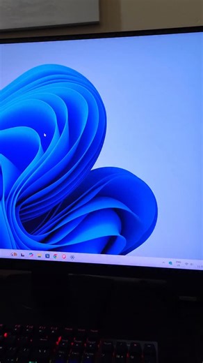 STP Computer Education on Instagram: "Desktop Icons Settings Show and Hide #computer #pc #windows #laptop #viral #reels"