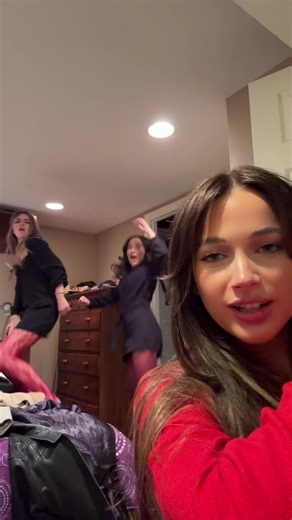 Grace Mitchell (@graceemitchelll)’s videos with La La La - Sped Up Version - Naughty Boy & Sam Smith