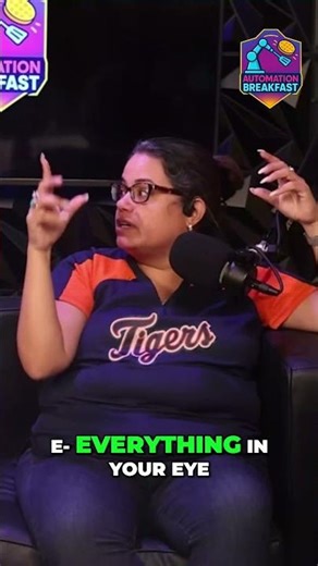 Apple's $4K VR Glasses That Have Your Prescription Installed Instantly!