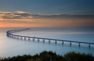 Vẻ đẹp của cầu vượt biển dài nhất thế giới ở Trung Quốc
