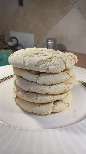 Southern tea cakes Tea cakes Two eggs, 1/2 cup buttermilk, 1 teaspoon lemon extract, 2 teaspoons baking powder, 1 teaspoon baking soda, one cup butter or shortening, 4 to 5 cups flour Cream all wet ingredients together. Add dry sifted ingredients. Add the flour 1 cup at a time. Roll out and add flour as needed to make stiff dough. Bake on greased cookie pan at 350° for 15 minutes. #pasttimecook #vintage #teacakes #teacakesofinstagram | PastTimecook