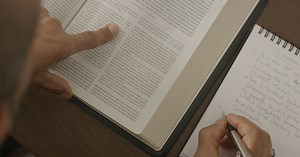 How to Study Scripture Theologically