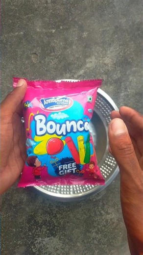 OMG 😱 I GOT SO MANY GIFT IN NEW BOUNCE WALE KURKURE PACKET 🤯💥 #shorts #freegiftinside