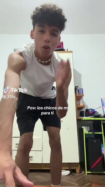 Parodia de Adrián López: Chicos de Mi Para Ti