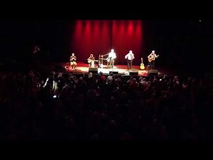 Paddy Kelly sings tribute song to Luke Kelly