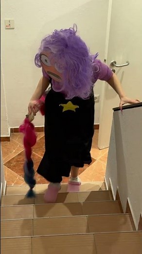 LILY NAS JE SVE NAPALA