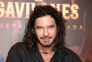 Muere mamá de Mario Cimarro, actor de ‘Pasión de Gavilanes’: “Luchó como una campeona” - La Opinión