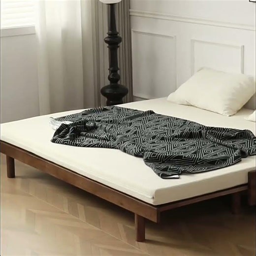 Game-Changing Expandable Sofa Bed: Space-Saving Furniture Genius 🛋️🛏️ #woodworking #classicwood