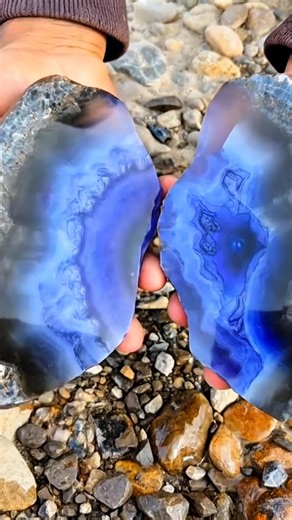The Most Satisfying Blue Crack! 💎🔥