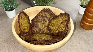 265K views · 5.2K reactions | Rosti di zucchine al forno Ingredienti per 10-12 rosti 240 g di zucchine (già pulite e private dell'acqua) 120 g di parmigiano o grana padano Cottura 20 minuti in forno ventilato già caldo | Carlo Gaiano | Facebook