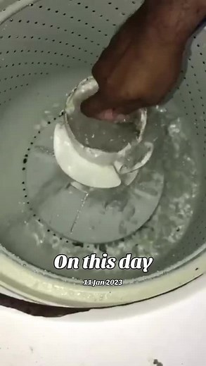 Cleaning a Washing Machine: Effective Service Tips