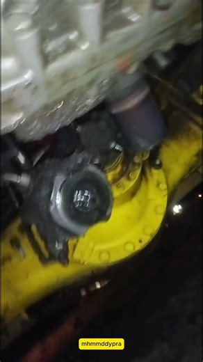 HYDRAULIC PUMP BROKEN #excavator