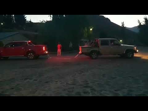 Mercedes X class vs Land Cruiser