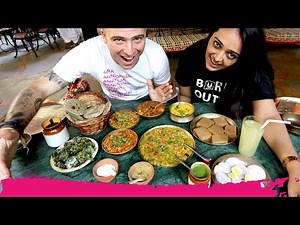 Northern GUJARATI Food from HEAVEN + Pol Neighborhood Tour | Ahmedabad, India