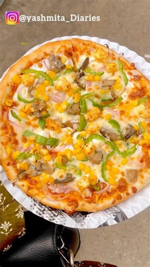 Food challenge:Street vs Domino’s Pizza Challenge | #foodchallenge #food #minivlog #tastystreet