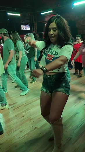 Cowboy Cha Cha Line Dance | Fun Dance Routine by @Taylor-Leigh