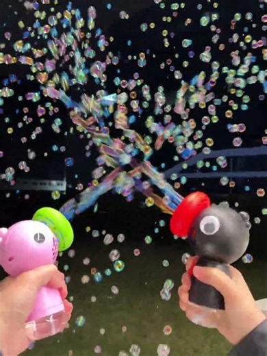 It's again the season to play with bubble machines!