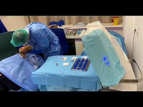 Bloc opératoire pour chirurgie ophtalmologique et injections intravitréennes
