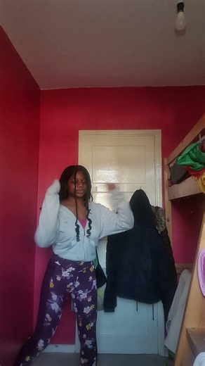 Boo dance #music #foryou #dance #trending #fypシ #ticktock #viral #hiphop #rap #trendingshorts #ootd