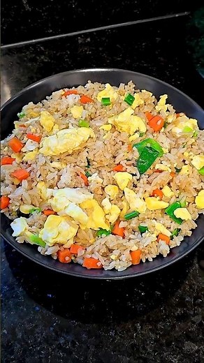 This Recipe Takes Only 5 Minutes - Egg Fried Rice for Lunch or Dinner
