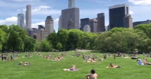 States under pressure to reopen amid economic turmoil