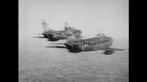 clip-1035860885-1940s-united-states-us-airforce-pilot-plane