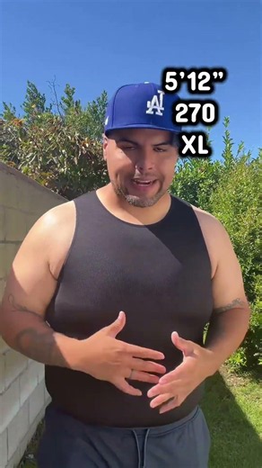 Men’s compression shirt that hides the gut
