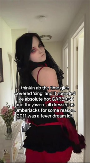 and then fox news and gerard were beefing over it 😭😭 i cry when i watch the performance bc sue is just so enthusiastic it kills me i love her #mcr #mychemicalromance #mychem #dangerdays #gerardway mikeyway raytoro frankiero